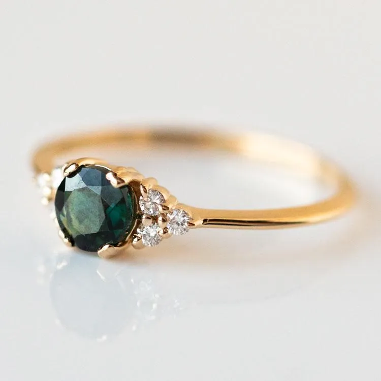 Lune Ring with Sapphire