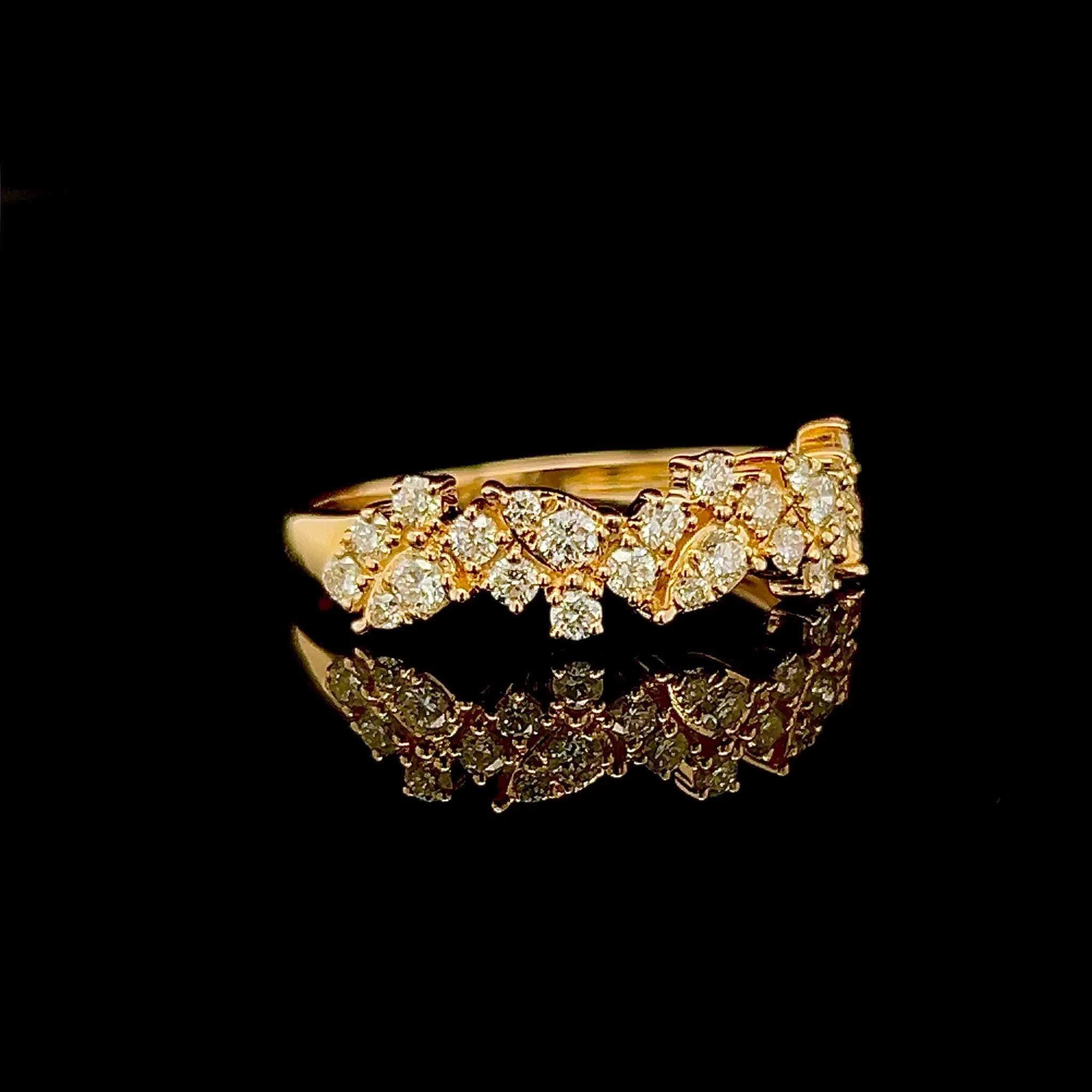 #LVNA2024 |  Golden Cluster Shape Diamond Ring 14kt